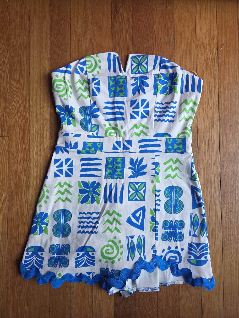 Flying Tomato Women's Printed Romper NWT